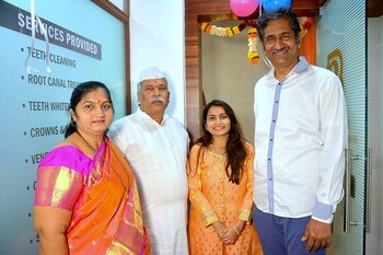 Mr Ronnie Rodrigues Wishes Dr  Bhagyashree On The Grand Opening Of Her Dental Clinic & Implant Center