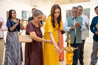 Whispers Of The Wilderness Paintings Exhibition By Contemporary Artist Vinita Sadarangani In Jehangir